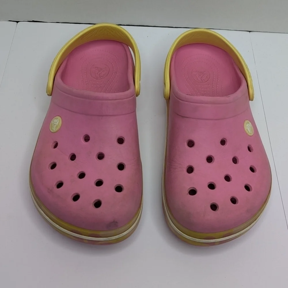 CROCS pre owned